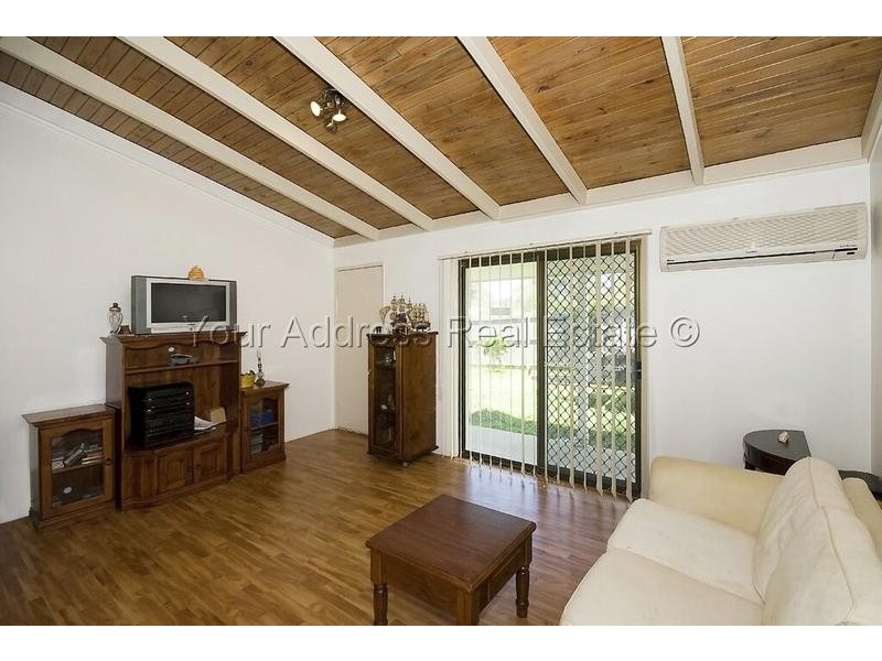 8 Rooney Street, Browns Plains QLD 4118