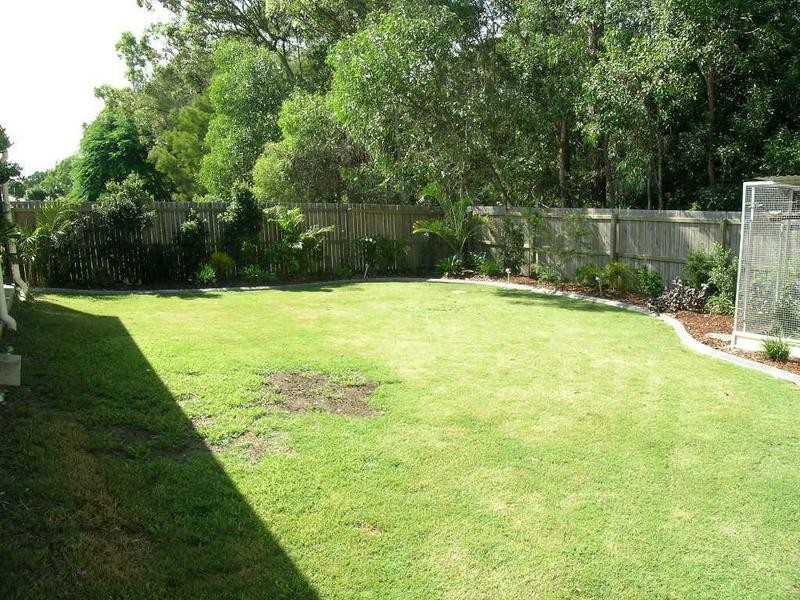 7 Conifer Street, Hillcrest QLD 4118