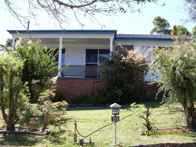 17 ACACIA AVENUE, Raymond Terrace NSW 2324
