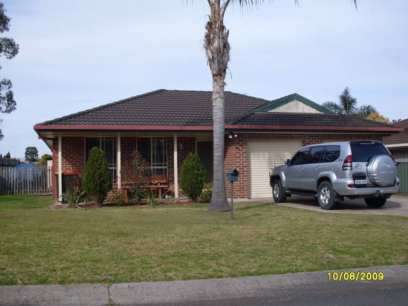 1 Kendall Place, Raymond Terrace NSW 2324