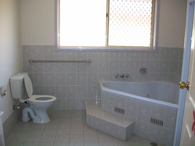 81 Hastings Drive, Raymond Terrace NSW 2324