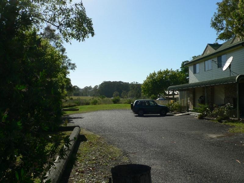 2340 Bucketts Way, Booral NSW 2425