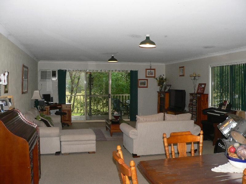 2340 Bucketts Way, Booral NSW 2425
