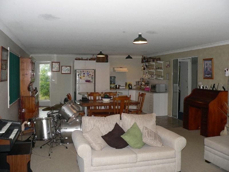 2340 Bucketts Way, Booral NSW 2425