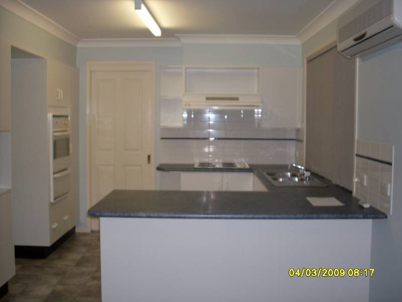 8 AGONIS PLACE, Medowie NSW 2318