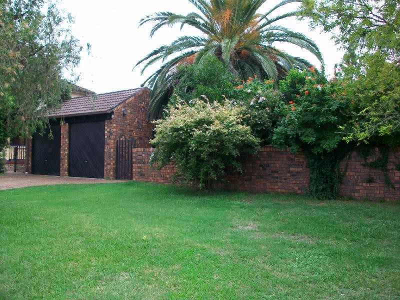 13 Greenslopes Drive, Raymond Terrace NSW 2324