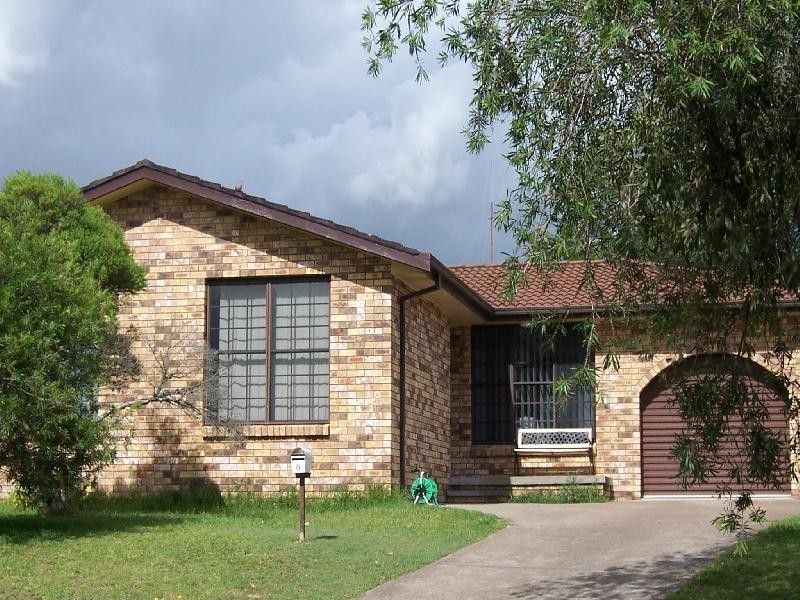 8 CLARKE CLOSE, Raymond Terrace NSW 2324