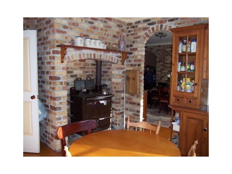 254 WINSTON DRIVE, Eagleton NSW 2324