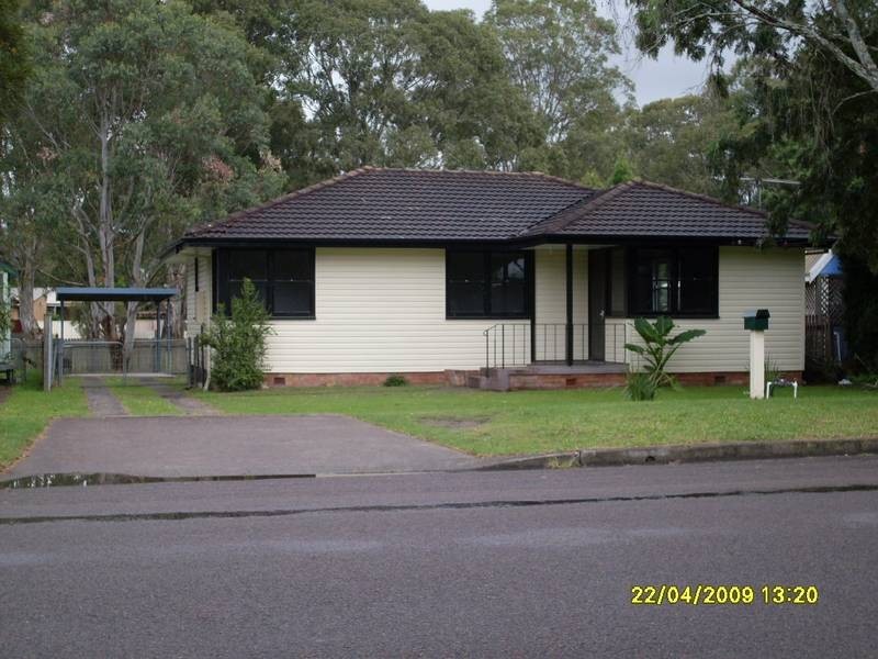 20 TROMAN PARADE, Raymond Terrace NSW 2324