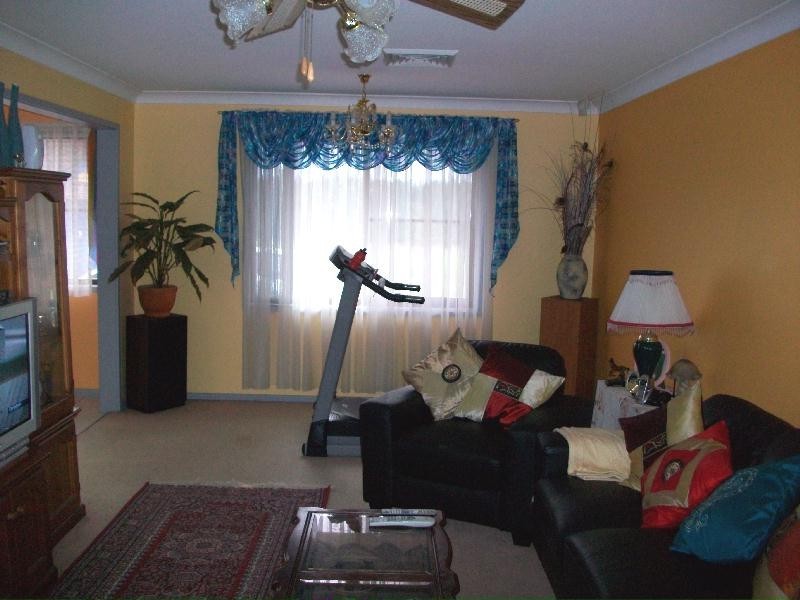 11 Greenslopes Drive, Raymond Terrace NSW 2324