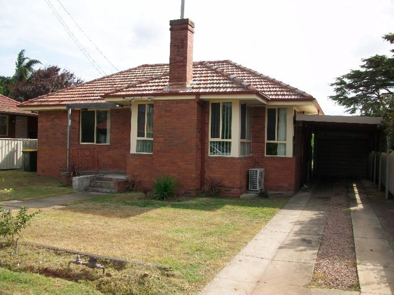 13 Murulla Crescent, Raymond Terrace NSW 2324