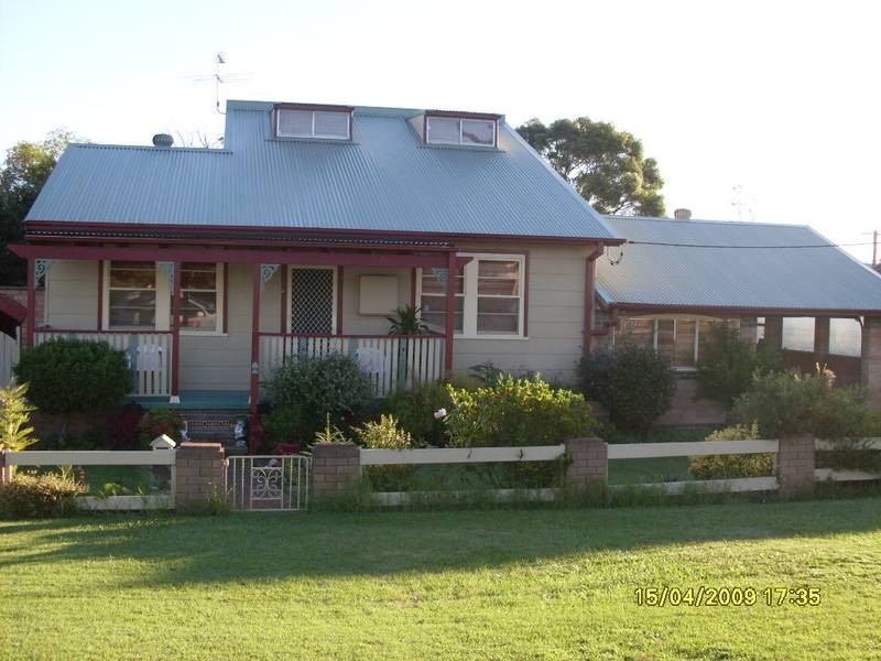 8 KANGAROO STREET, Raymond Terrace NSW 2324