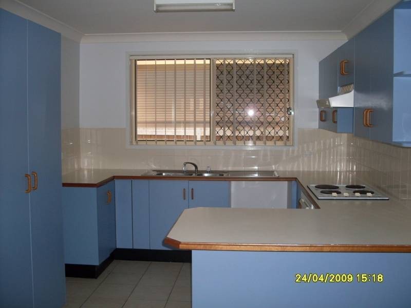 4 ROSEWOOD DRIVE, Medowie NSW 2318