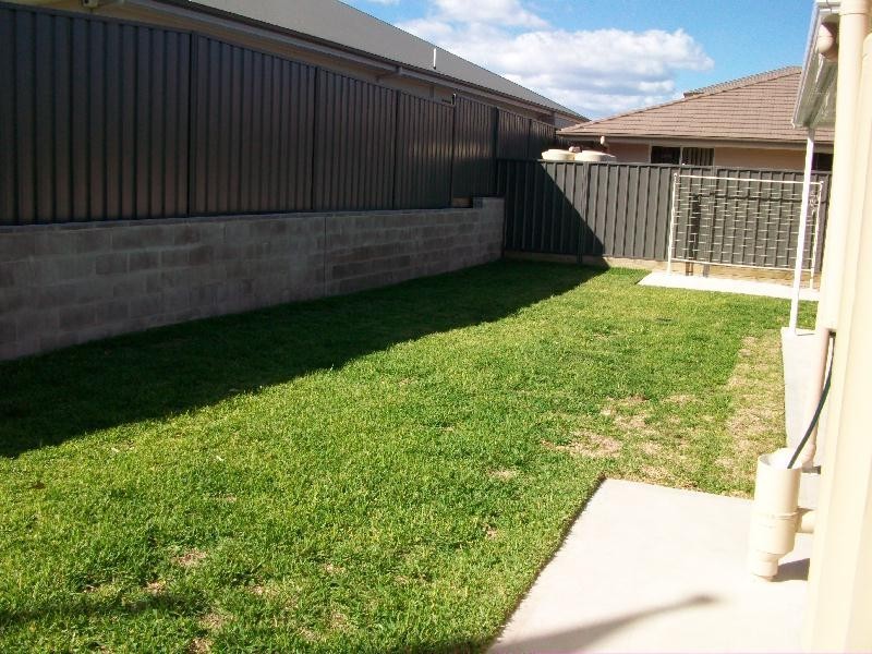 10A IRONBARK DRIVE, Fern Bay NSW 2295