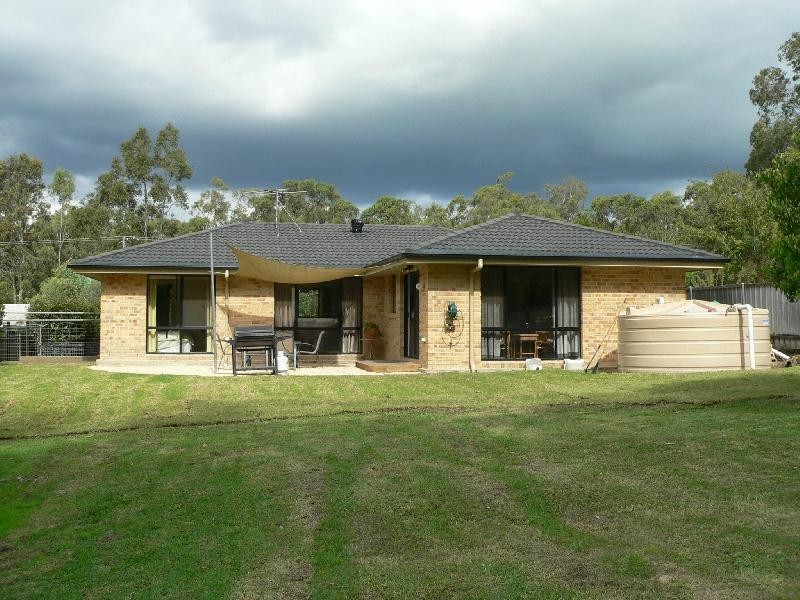 37 Queen Street, Clarence Town NSW 2321