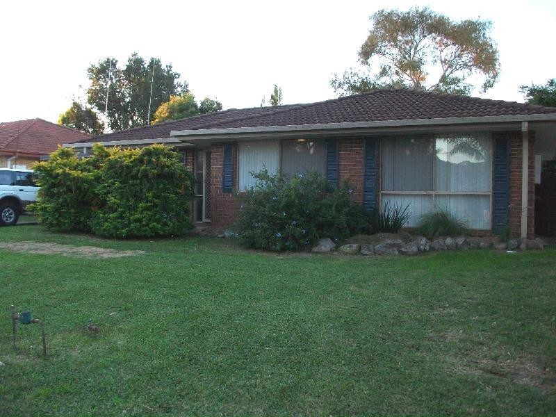 11 Eskdale Drive, Raymond Terrace NSW 2324