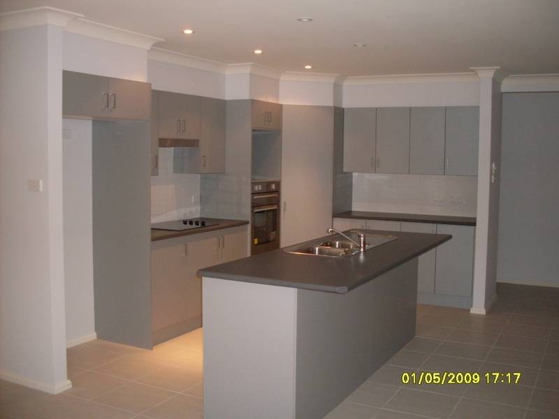 184 SUNNINGDALE CIRCUIT, Medowie NSW 2318