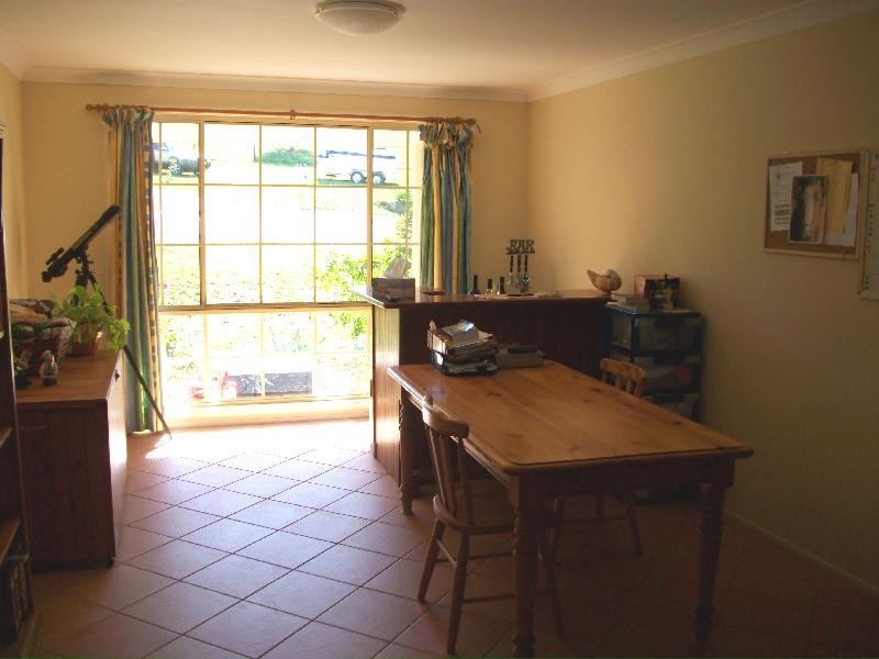 8 Fisher Close, Seaham NSW 2324