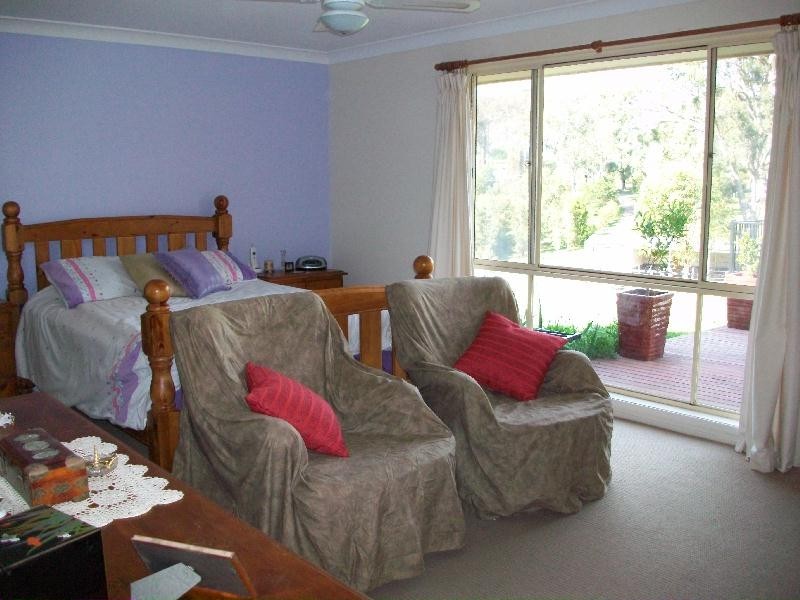 8 Fisher Close, Seaham NSW 2324