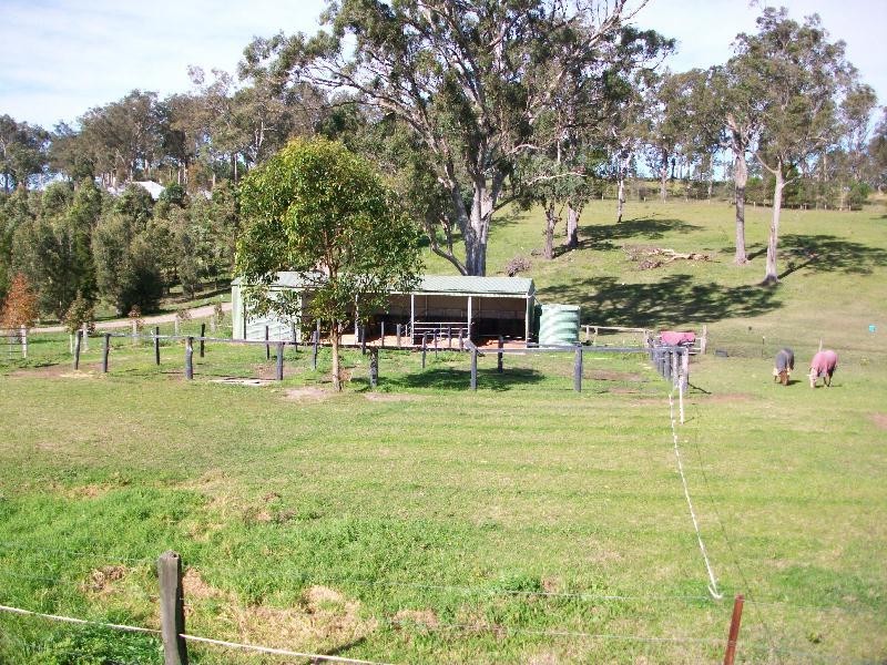 8 Fisher Close, Seaham NSW 2324