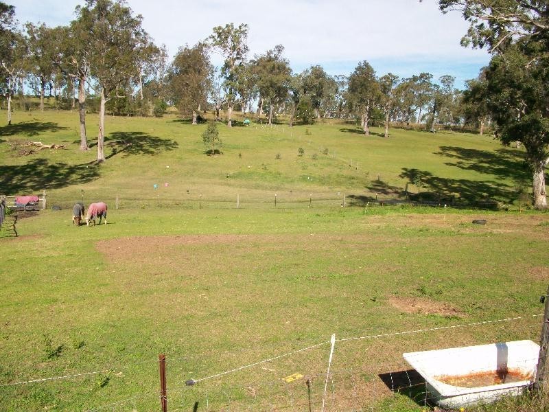 8 Fisher Close, Seaham NSW 2324