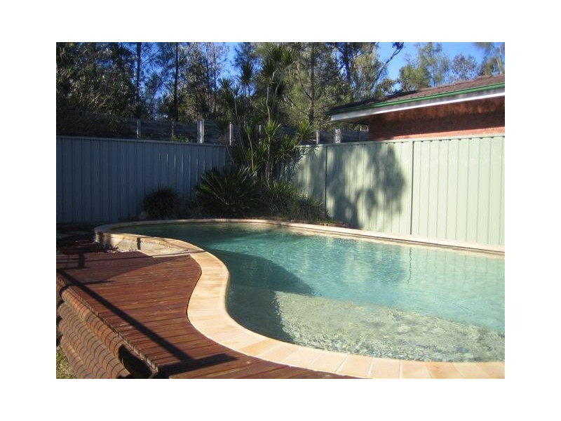 6 Rosetta Way, Raymond Terrace NSW 2324