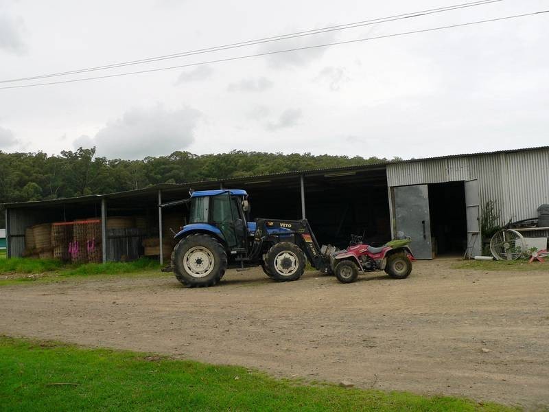 100 Ribbon Road, Stroud NSW 2425