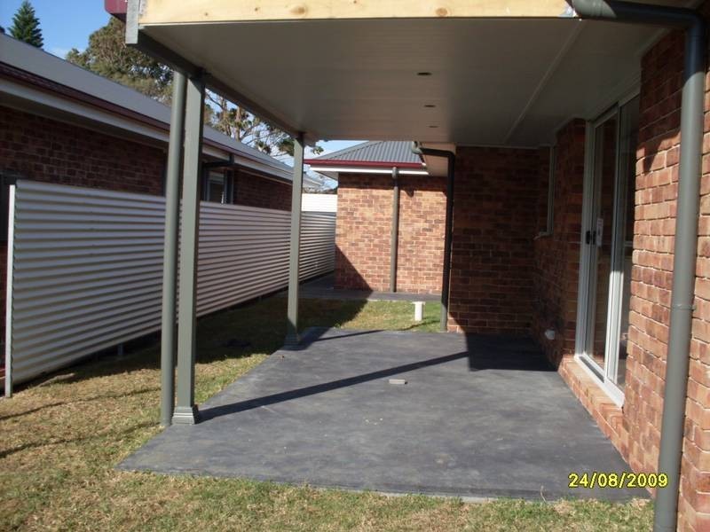 2/3 CLOSEBOURNE WAY, Raymond Terrace NSW 2324