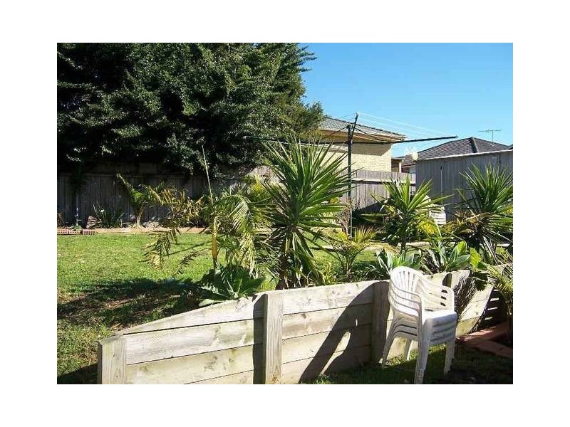 6 WOODLANDS PLACE, Raymond Terrace NSW 2324