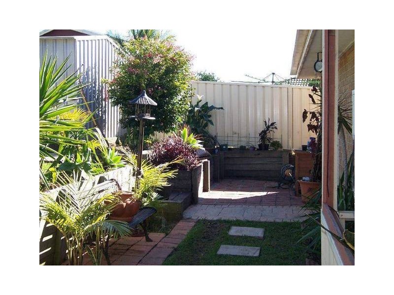 6 WOODLANDS PLACE, Raymond Terrace NSW 2324