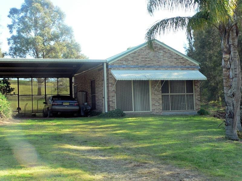 Four Gaggin Street, Clarence Town NSW 2321
