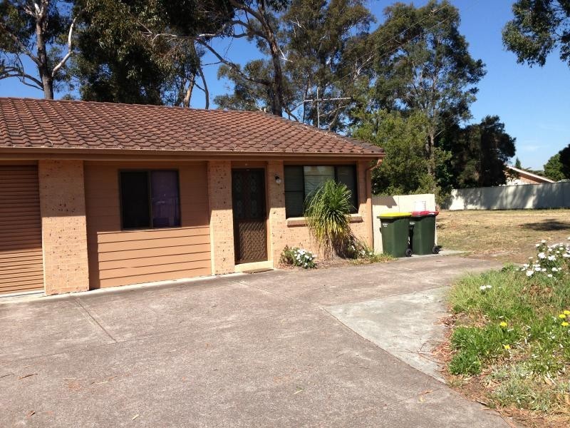 2/131 MOUNT HALL ROAD, Raymond Terrace NSW 2324