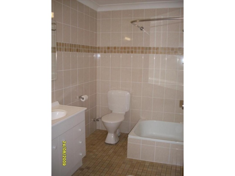 2/131 MOUNT HALL ROAD, Raymond Terrace NSW 2324