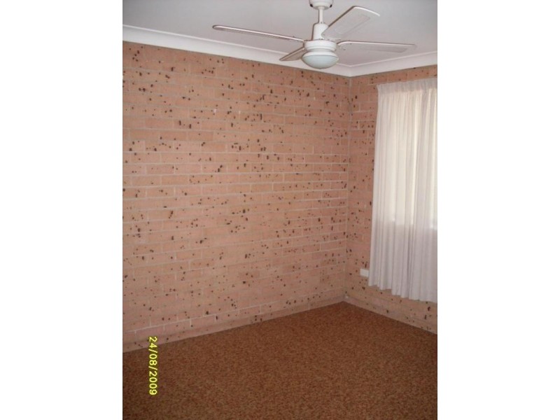 2/131 MOUNT HALL ROAD, Raymond Terrace NSW 2324