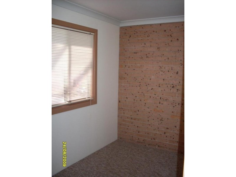 2/131 MOUNT HALL ROAD, Raymond Terrace NSW 2324