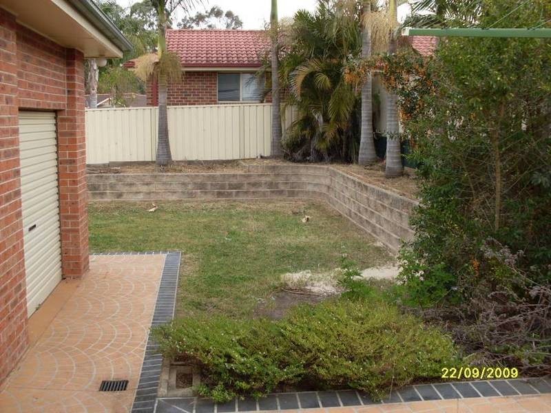 2 WOODLANDS PLACE, Raymond Terrace NSW 2324