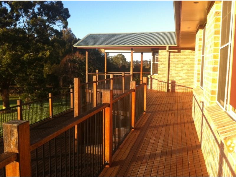 1 DIXON STREET, Seaham NSW 2324