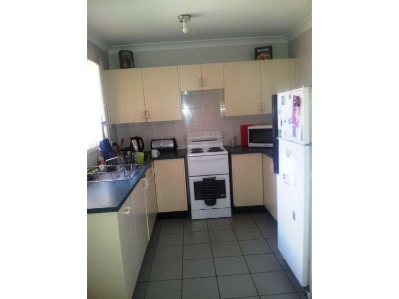 2 ELLIOT CLOSE, Raymond Terrace NSW 2324