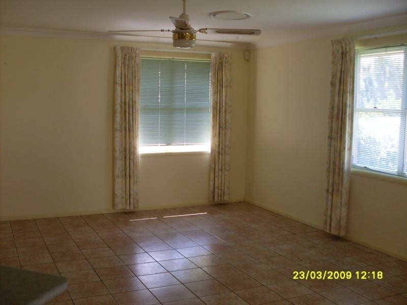 11 LEIGH PLACE, Raymond Terrace NSW 2324