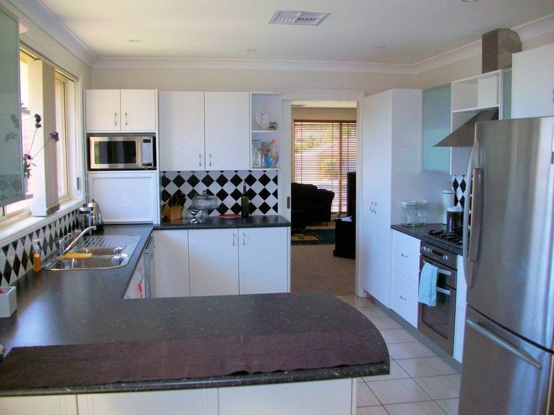 20 Beaton Avenue, Raymond Terrace NSW 2324