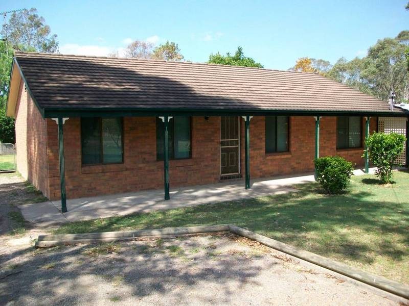 20 LOWE STREET, Clarence Town NSW 2321