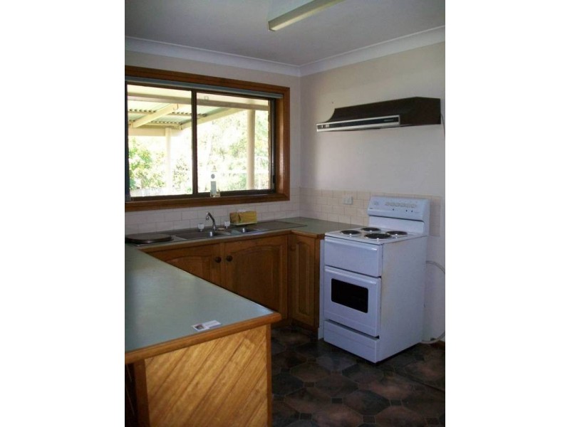 20 LOWE STREET, Clarence Town NSW 2321