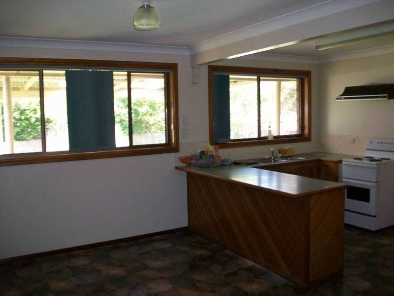 20 LOWE STREET, Clarence Town NSW 2321