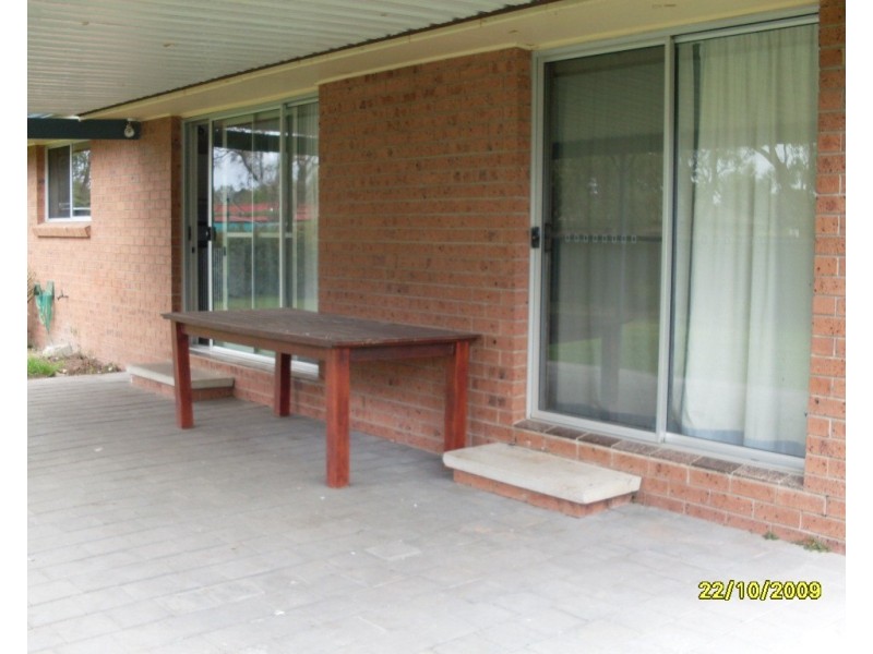 6 OLDFIELD CLOSE, Raymond Terrace NSW 2324