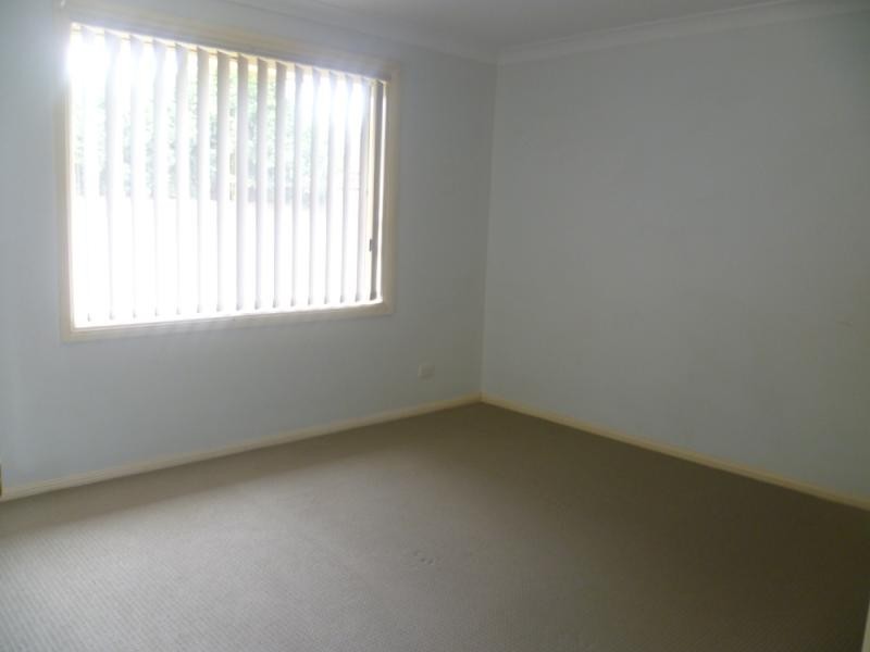 2/11 REPLICA CLOSE, Raymond Terrace NSW 2324