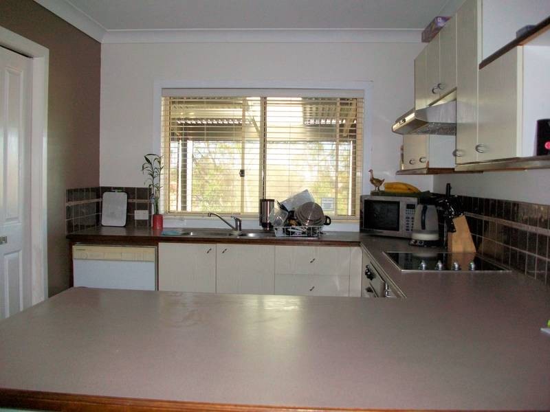 7 Elliott Close, Raymond Terrace NSW 2324