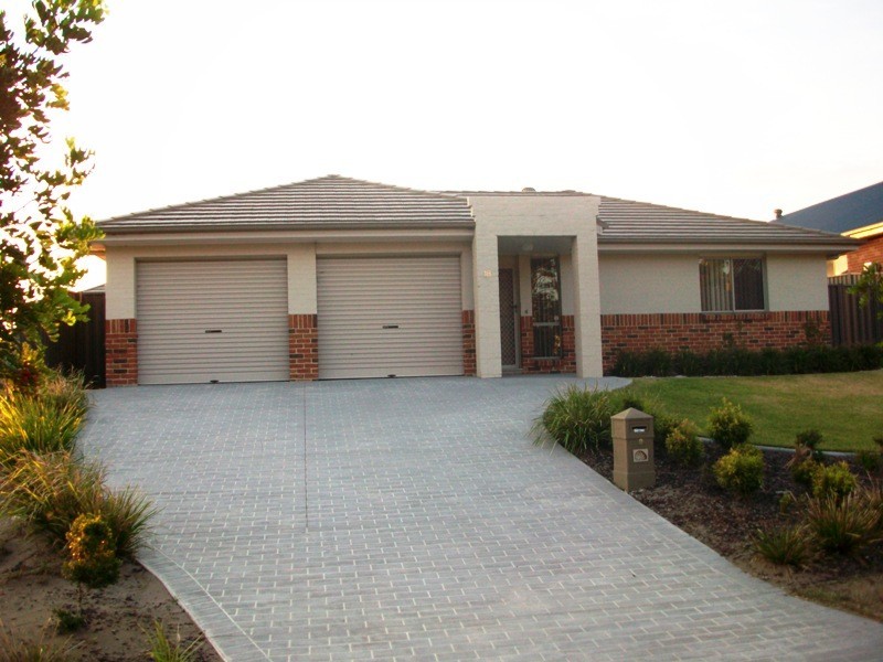 18 PAPERBARK COURT, Fern Bay NSW 2295