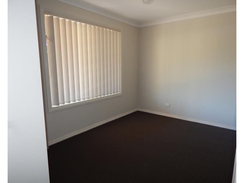 1/200 MEREDITH CRESCENT, Raymond Terrace NSW 2324