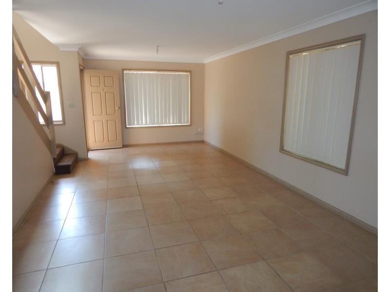 1/51 MOUNT HALL ROAD, Raymond Terrace NSW 2324