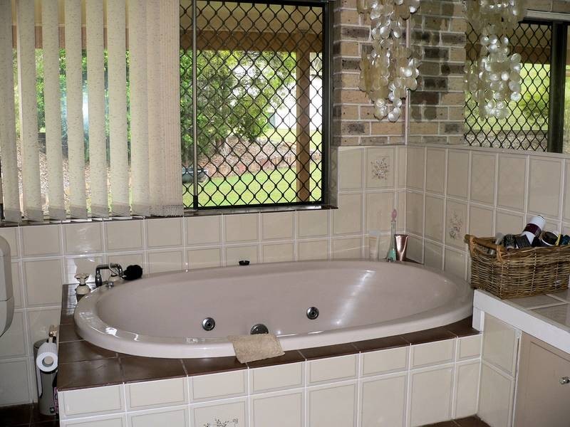 137 Winston Drive, Eagleton NSW 2324